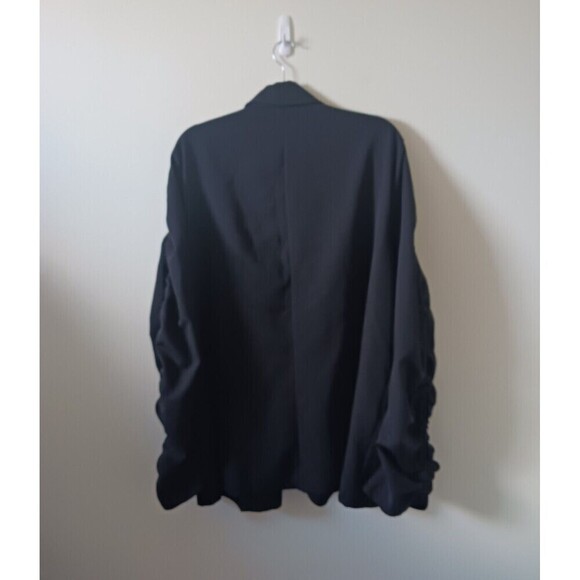 Boohoo Blazer Jacket Ruched Sleeve Open Front Collared Black Size 22 NWT - Picture 2 of 6